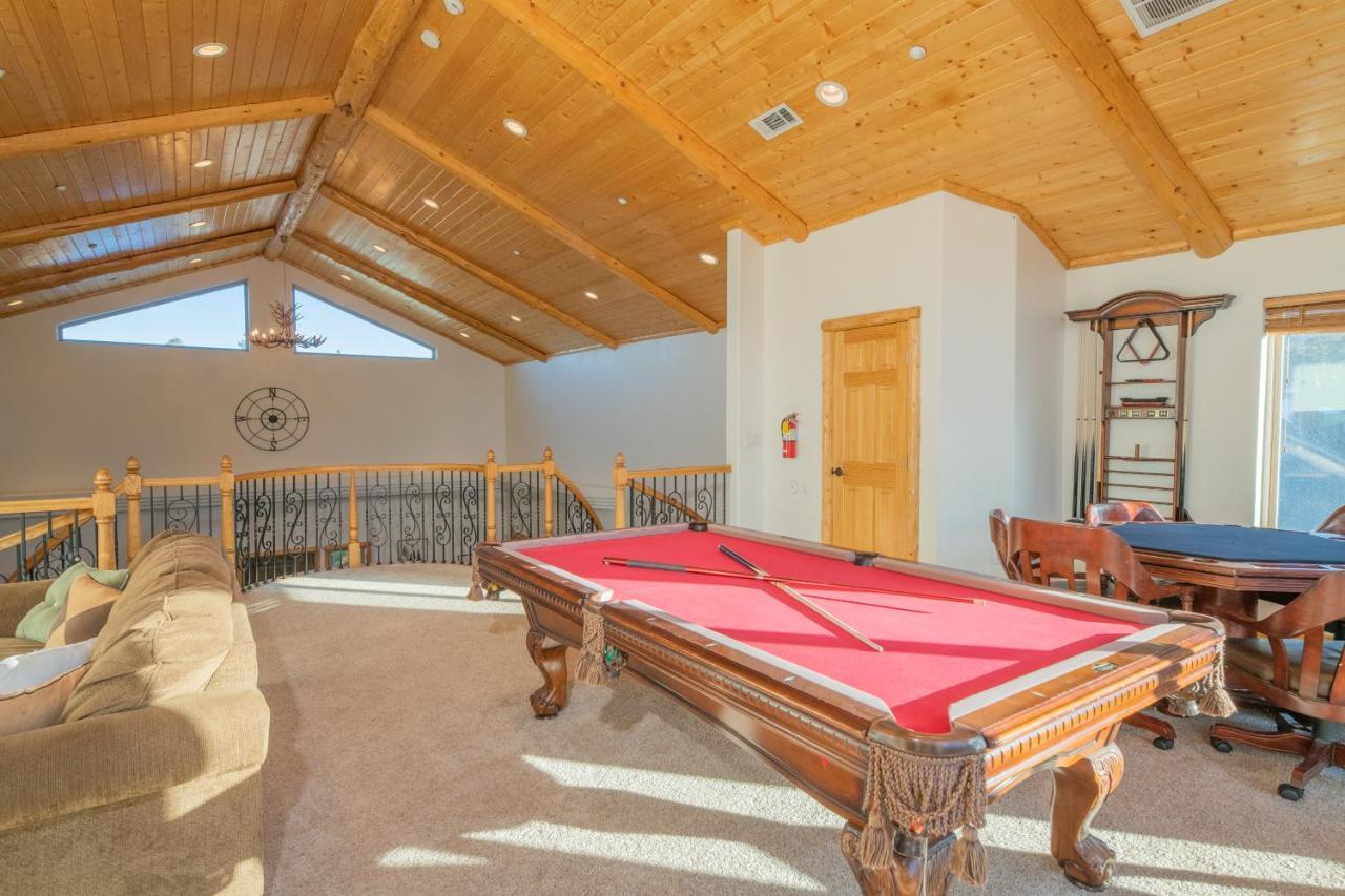 Meadowbrook Estates Ranch - Great Location, Great Lodge, Great Experience! Hot Tub And More! Big Bear City Εξωτερικό φωτογραφία